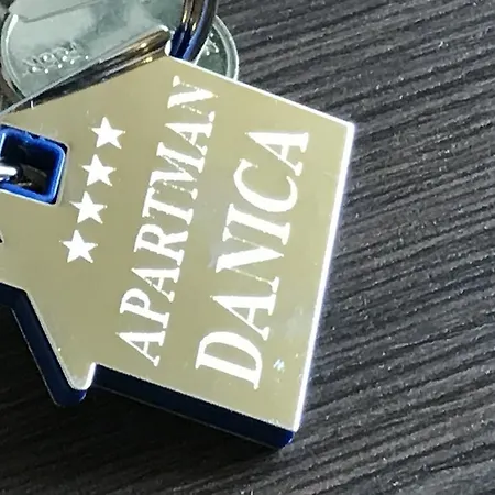 Danica Apartamento *