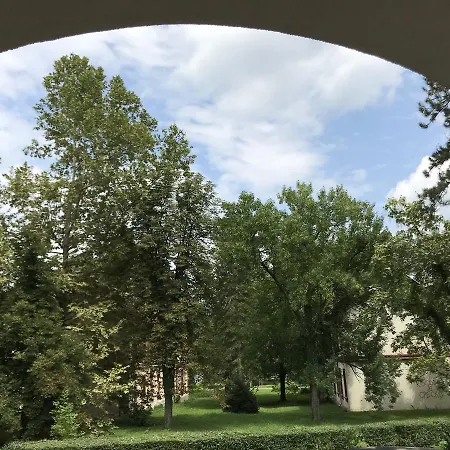 Danica Apartamento *